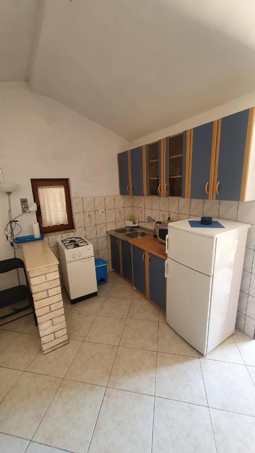Apartment Zdenka Rogoznica (Sibenik-Knin)